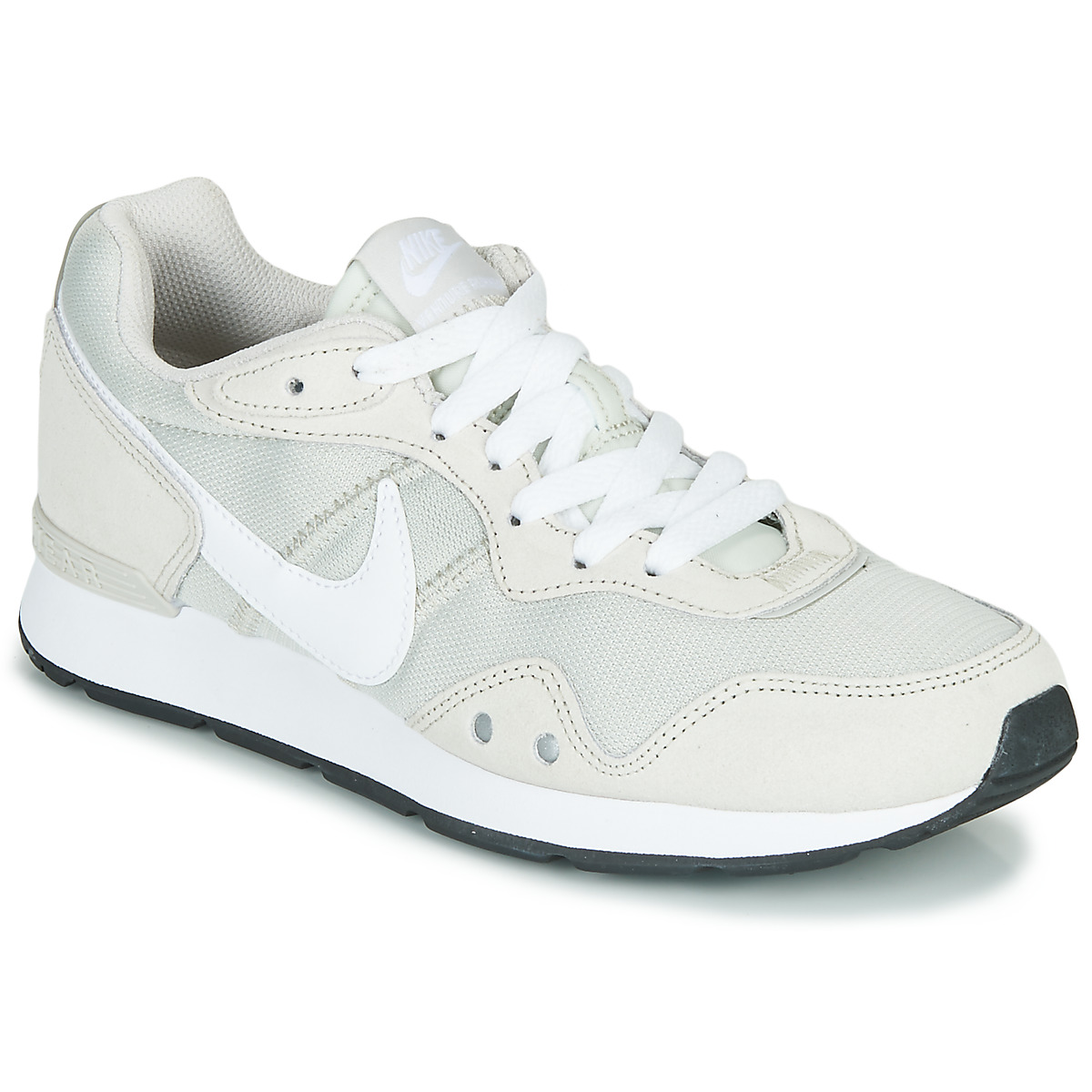 Cipők Női Rövid szárú edzőcipők Nike VENTURE RUNNER Bézs / Fehér