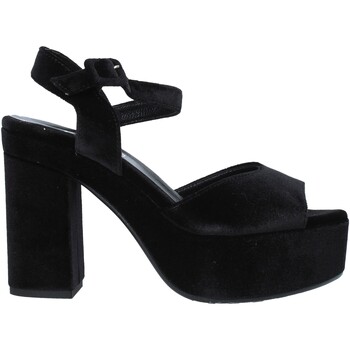 Cipők Női Szandálok / Saruk Grace Shoes ROMA220F9 Fekete 