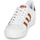 Cipők Női Rövid szárú edzőcipők adidas Originals SUPERSTAR W Fehér / Bronz