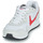Cipők Női Rövid szárú edzőcipők Nike VENTURE RUNNER Fehér / Rózsaszín