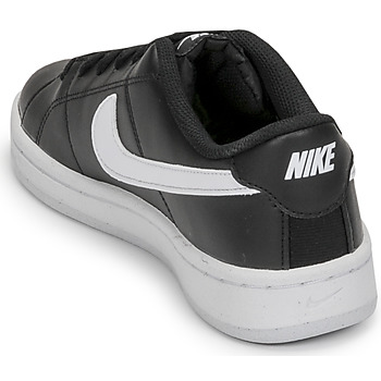 Nike WMNS NIKE COURT ROYALE 2 NN Fekete  / Fehér