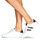 Cipők Női Rövid szárú edzőcipők Guess RELKA Fehér