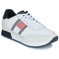 Cipők Férfi Rövid szárú edzőcipők Tommy Hilfiger Essential Runner Flag Leather Fehér