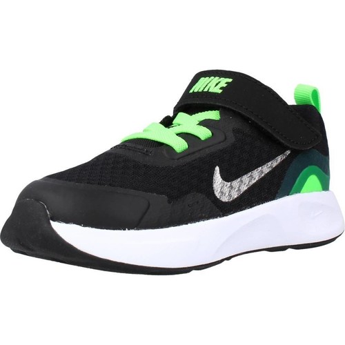 Cipők Fiú Rövid szárú edzőcipők Nike WEARALLDAY Fekete 