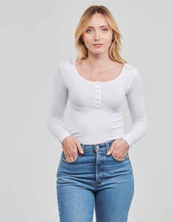 Ruhák Női Hosszú ujjú pólók Pieces PCKITTE LS TOP Fehér