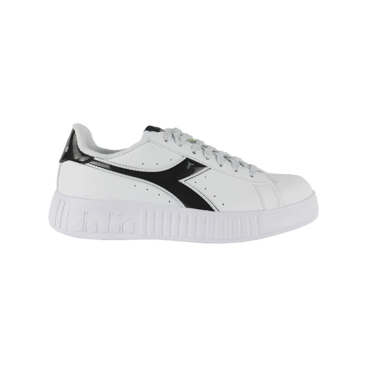 Cipők Női Divat edzőcipők Diadora 101.178335 01 C1145 White/Black/Silver Fehér