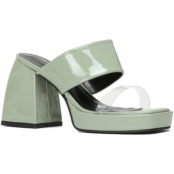 Cipők Női Lábujjközös papucsok La Modeuse 46129_P102264 Zöld