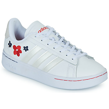 Cipők Női Rövid szárú edzőcipők Adidas Sportswear GRAND COURT ALPHA Fehér / Virágok