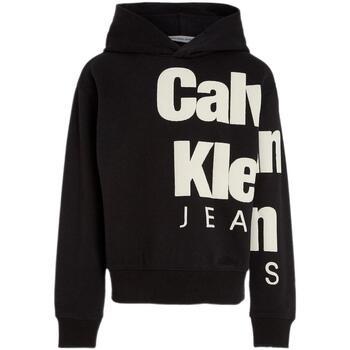 Ruhák Fiú Pulóverek Calvin Klein Jeans  Fekete 