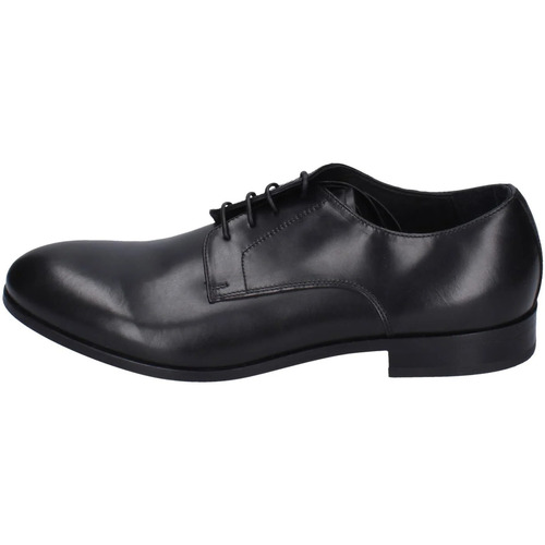 Cipők Férfi Oxford cipők & Bokacipők Eveet EZ180 Fekete 
