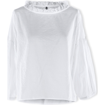 Ruhák Női Blúzok Wendykei T-Shirt 221153 - White Fehér