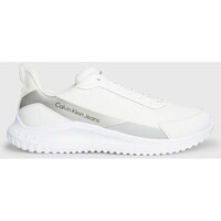 Cipők Férfi Rövid szárú edzőcipők Calvin Klein Jeans YM0YM00906 Fehér